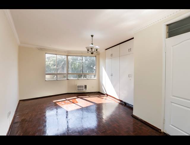 2 BEDROOM SECTIONAL TITLE FOR SALE IN ESSENWOOD